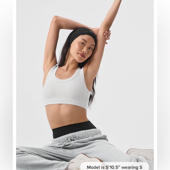 Alo Wellness Bra NWOT - Picture 2 of 7